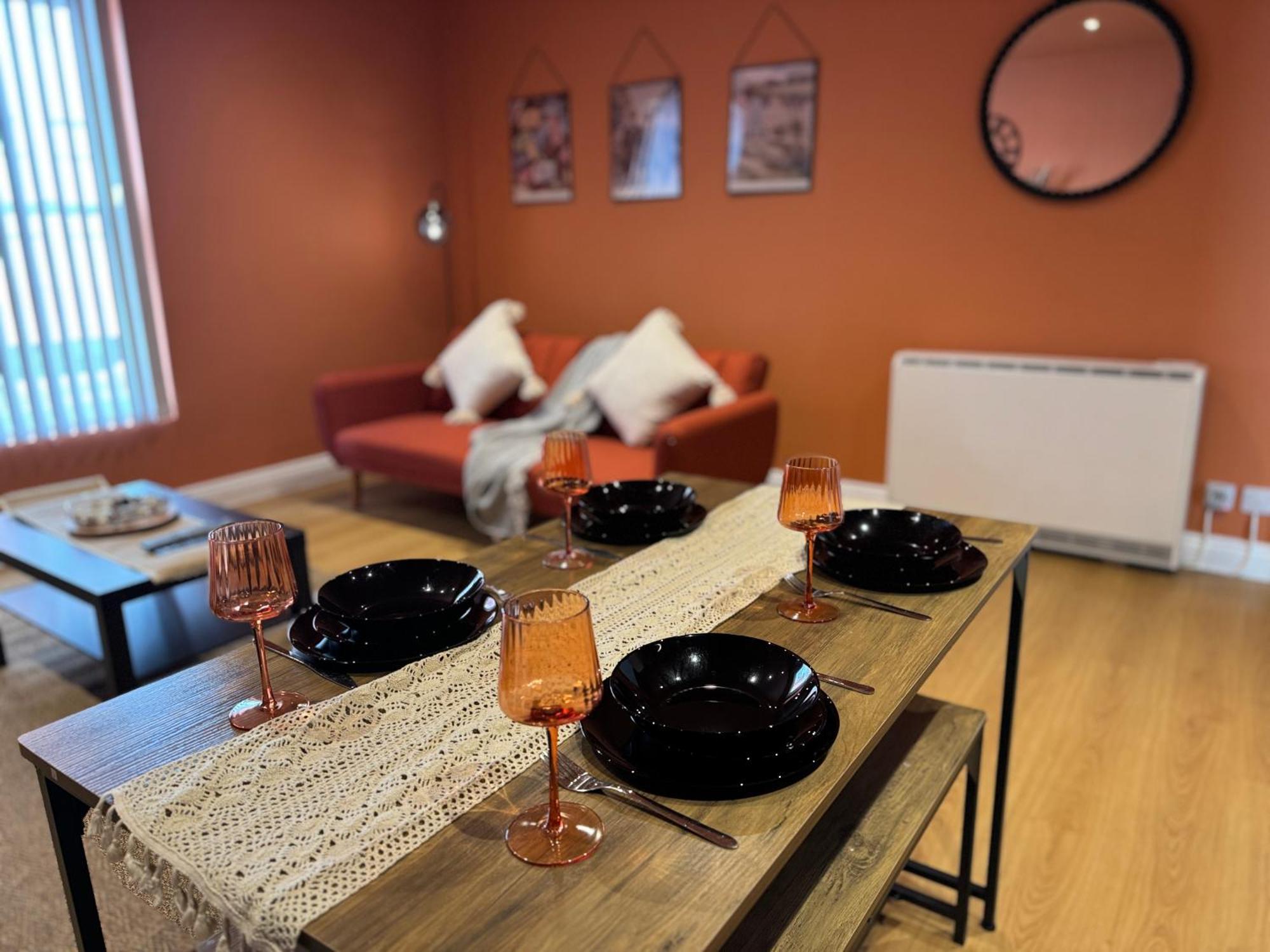 Group Bookings: Up To 30 Guests Across 5 Spacious Flats! Keyless Access Free Wifi & Parking Birmingham Eksteriør billede