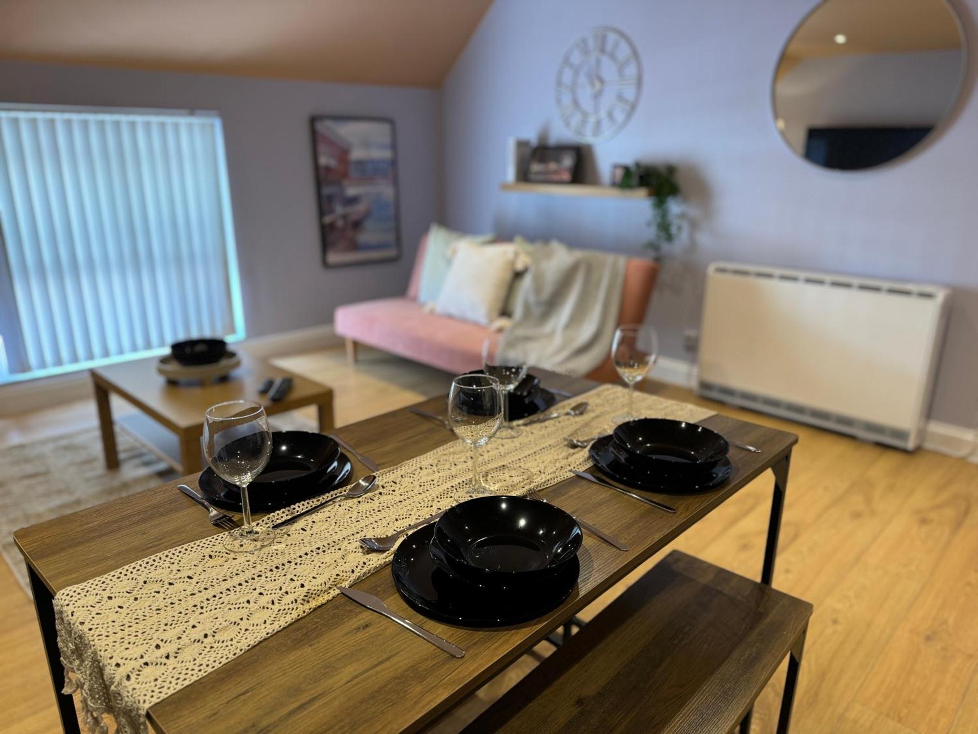 Group Bookings: Up To 30 Guests Across 5 Spacious Flats! Keyless Access Free Wifi & Parking Birmingham Eksteriør billede