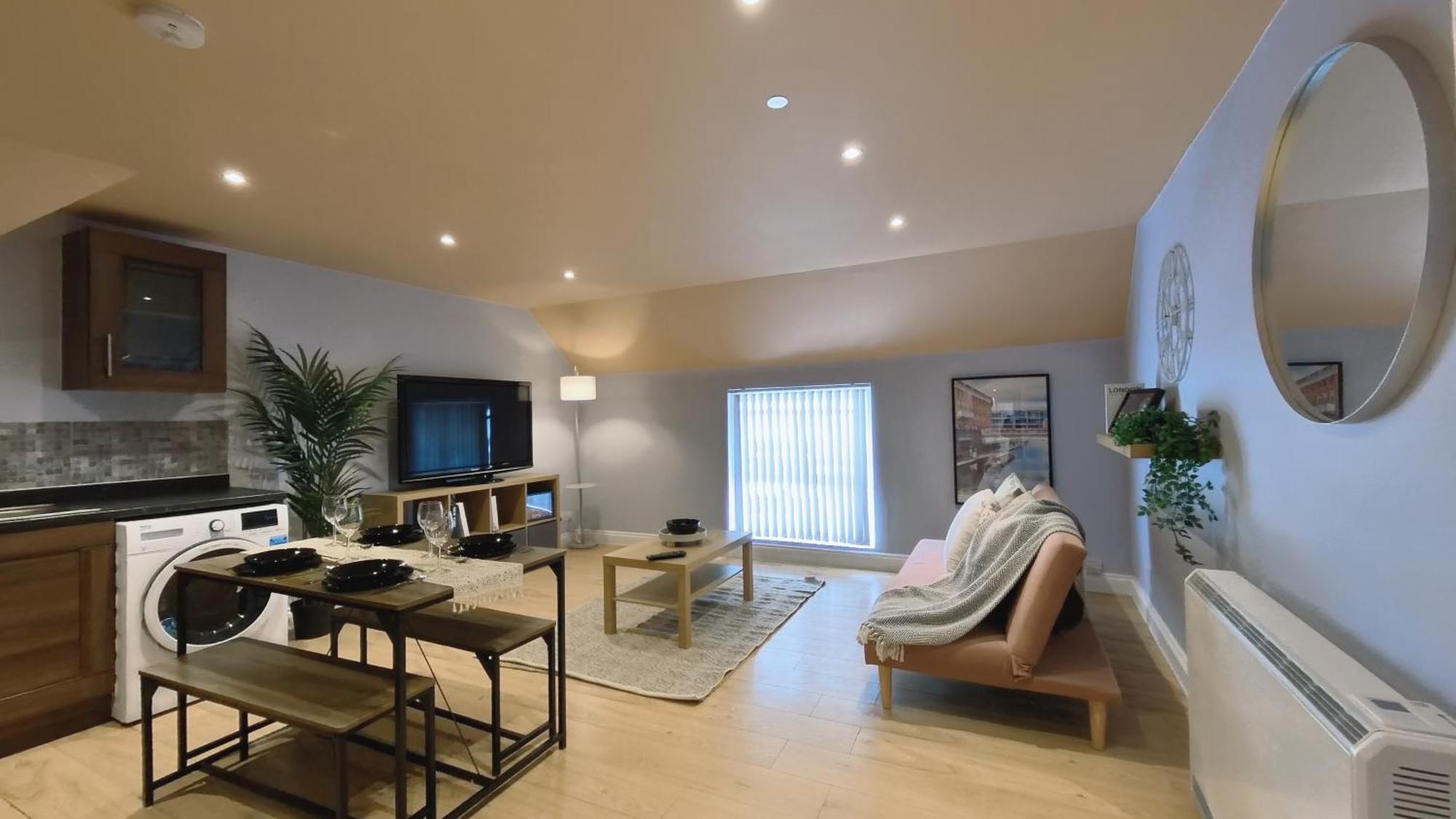 Group Bookings: Up To 30 Guests Across 5 Spacious Flats! Keyless Access Free Wifi & Parking Birmingham Eksteriør billede