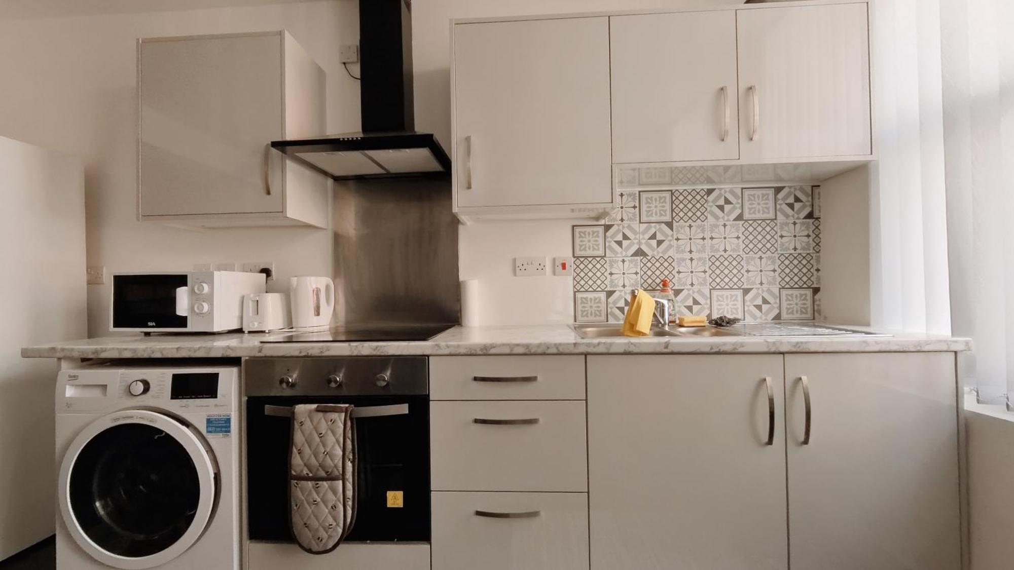 Group Bookings: Up To 30 Guests Across 5 Spacious Flats! Keyless Access Free Wifi & Parking Birmingham Eksteriør billede