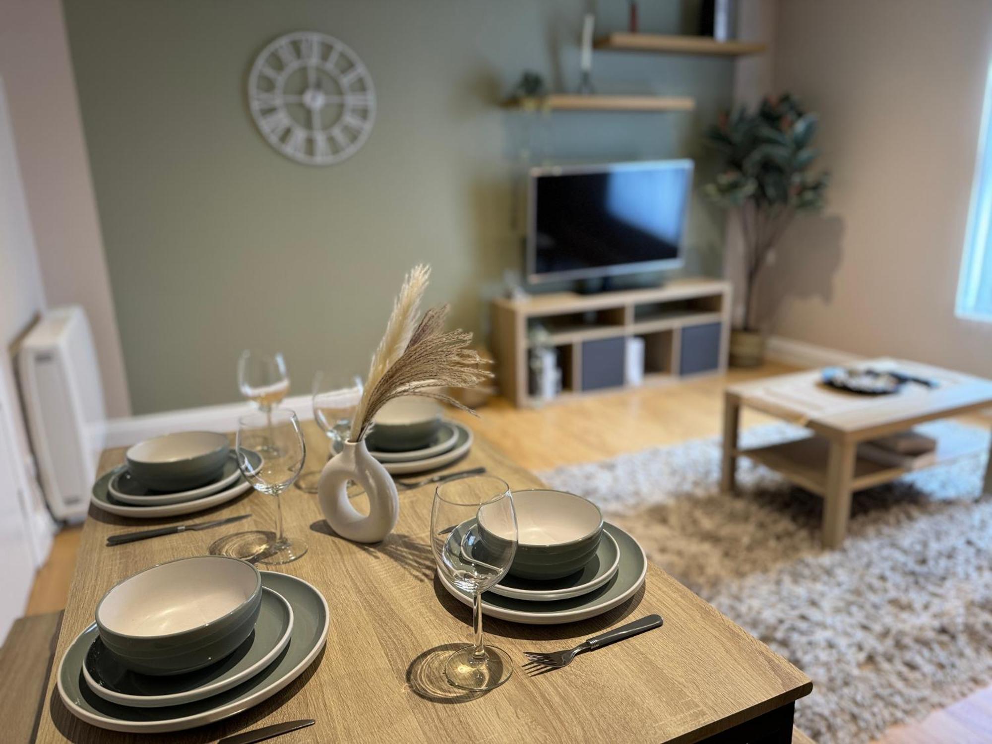 Group Bookings: Up To 30 Guests Across 5 Spacious Flats! Keyless Access Free Wifi & Parking Birmingham Eksteriør billede