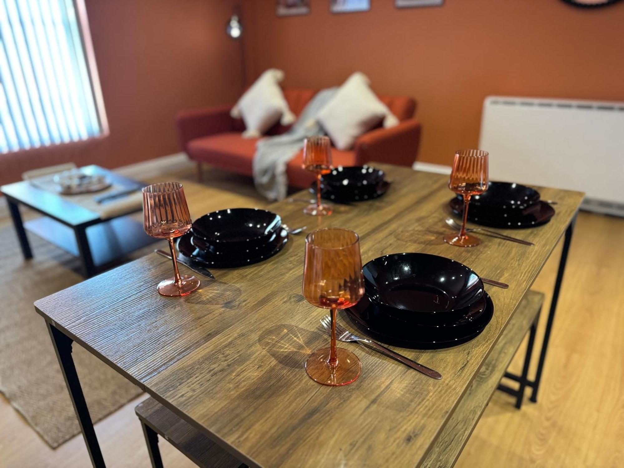 Group Bookings: Up To 30 Guests Across 5 Spacious Flats! Keyless Access Free Wifi & Parking Birmingham Eksteriør billede